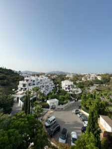 Inwestycja w apartament wakacyjny na Costa del Sol. Dlaczego warto myśleć globalnie?