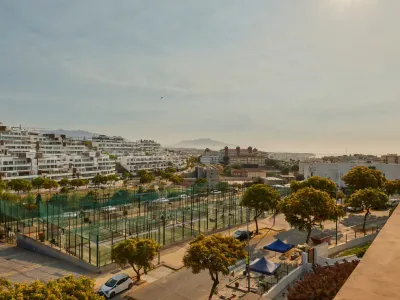 Apartament na sprzedaż w Estepona Puerto, Estepona Town