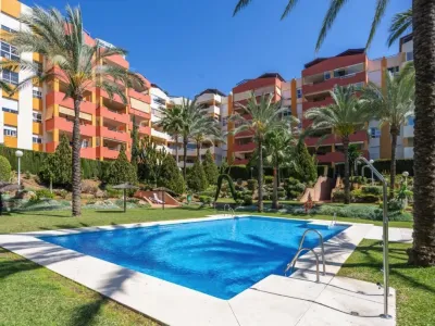 Apartament na sprzedaż w Nueva Atalaya, Estepona East