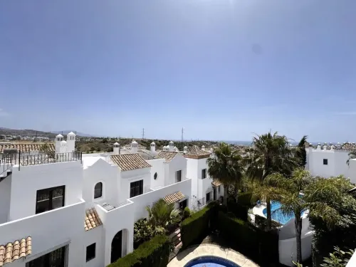 Dom szeregowy na sprzedaż w Azata Golf, Estepona West